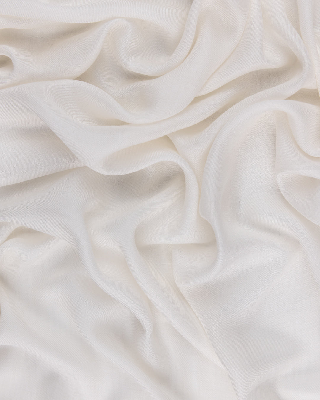 شيلة سادة (قماش M50)