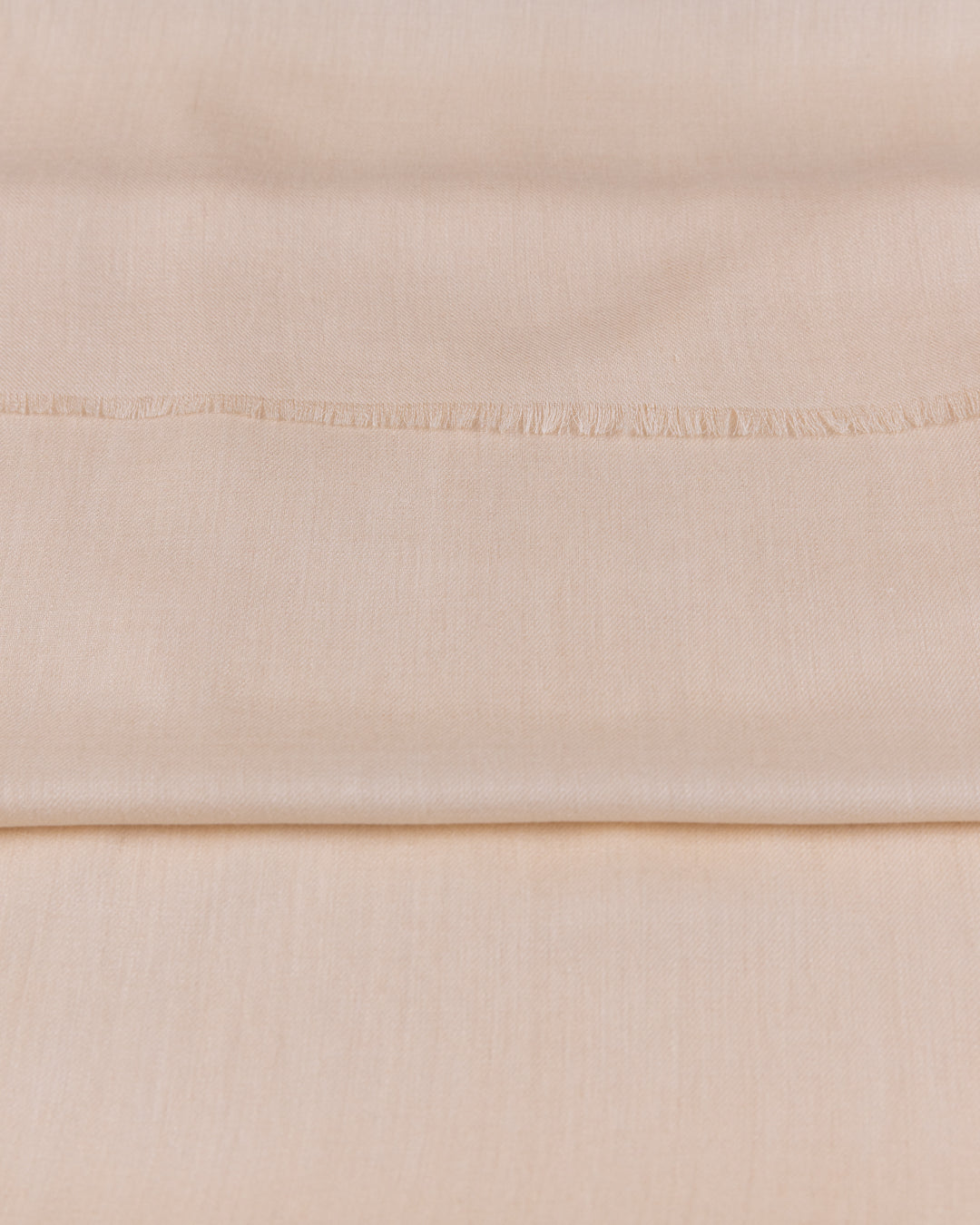 شيلة سادة (قماش M50)