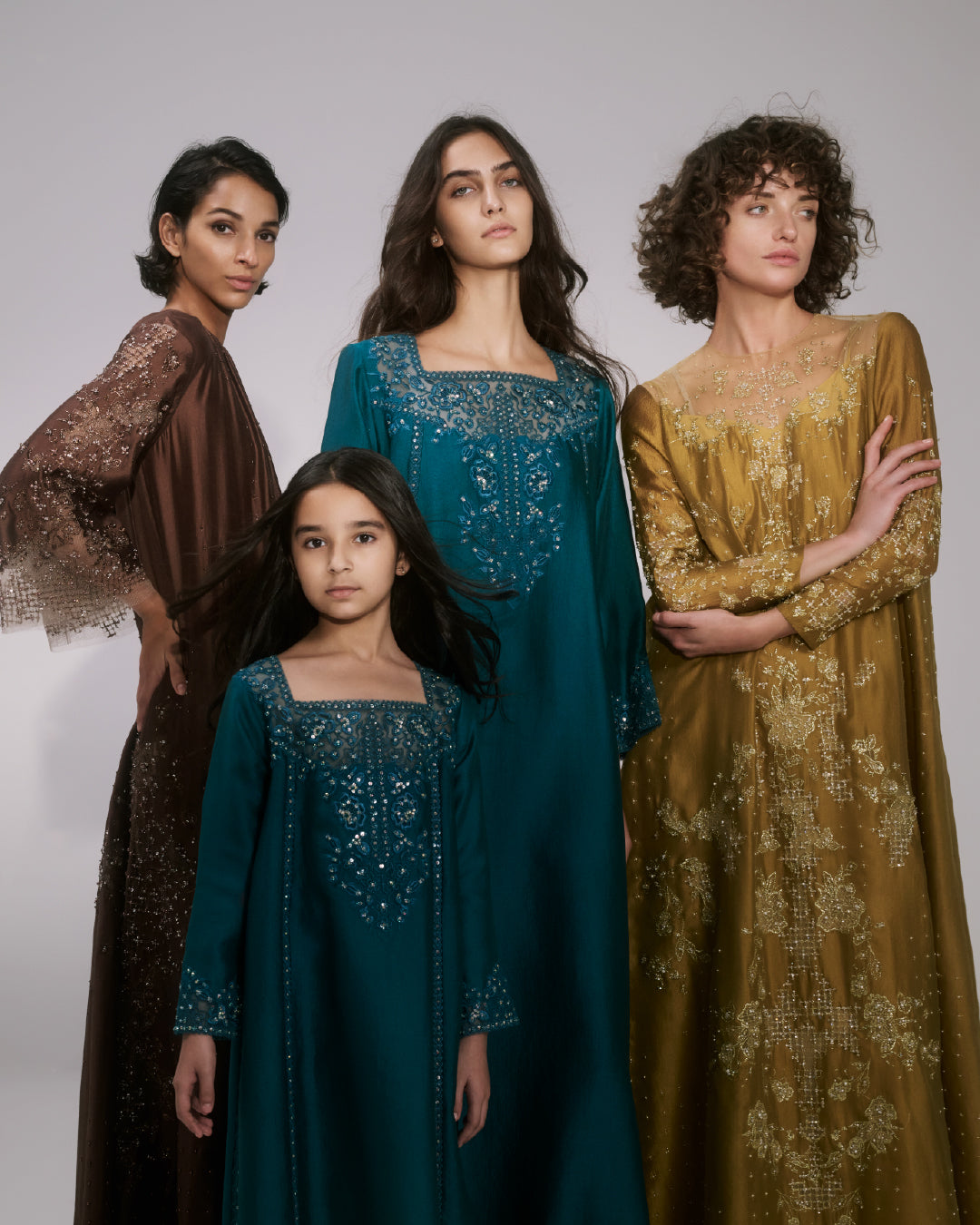 Mauzan | Luxury Abayas, Designer Kaftans, Emirati Fashion & Perfumes